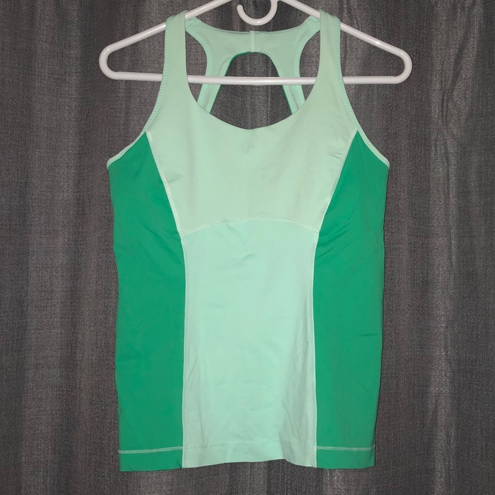 Lululemon workout tank